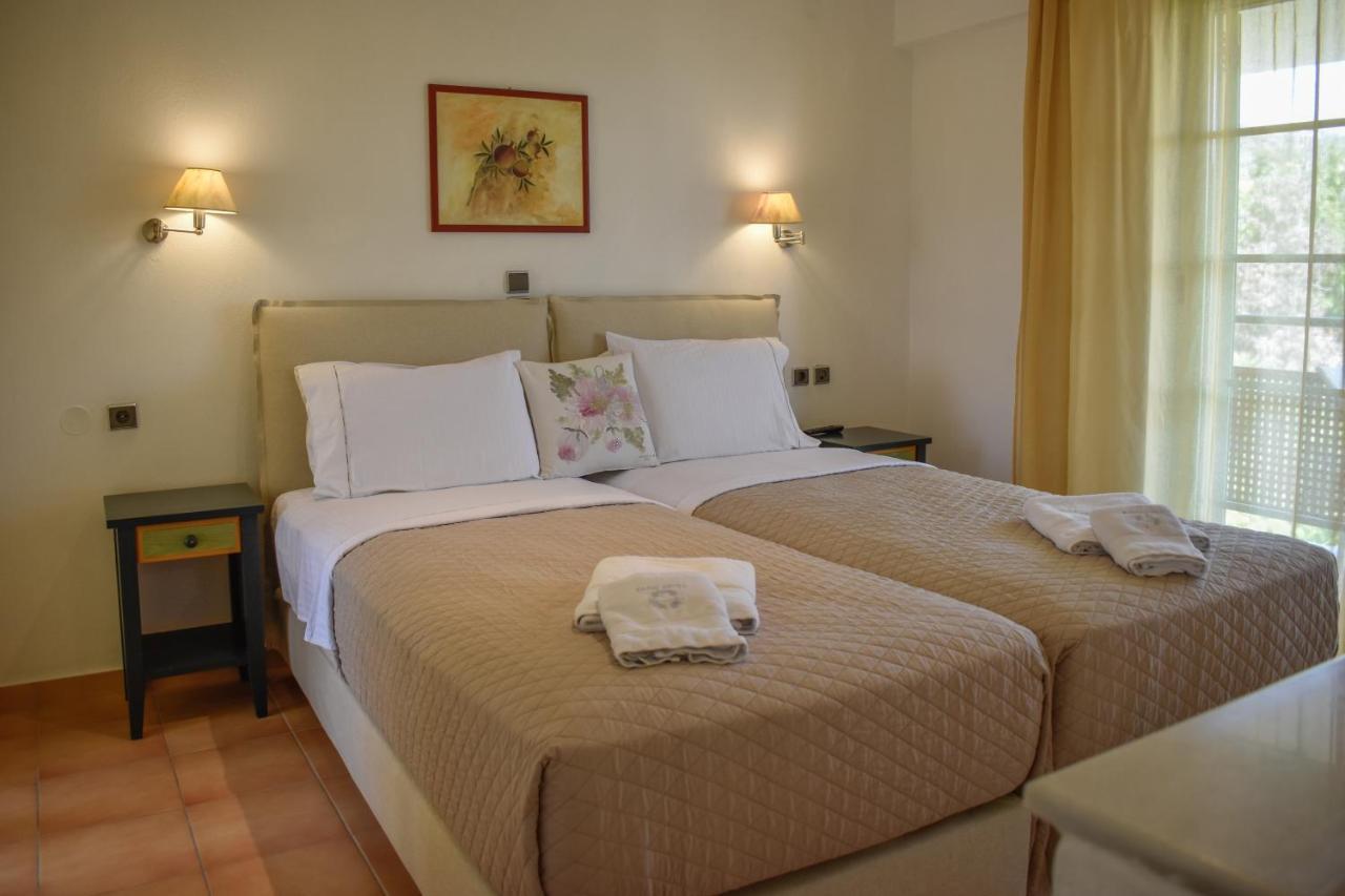 Hotel Dafni İskados Dış mekan fotoğraf